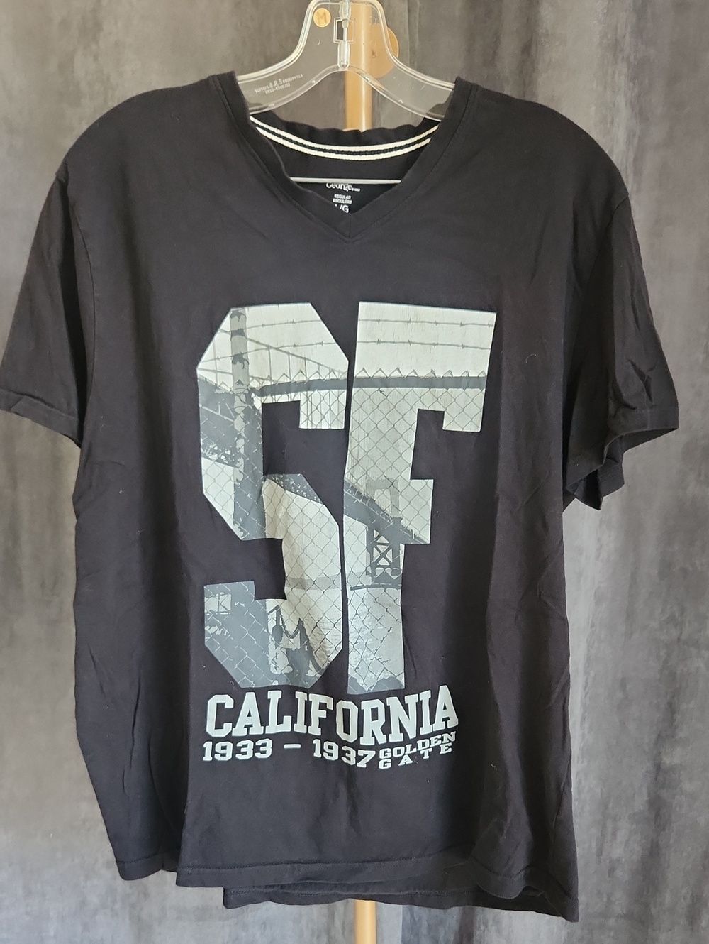 George Black California SF Graphic V-Neck Tee